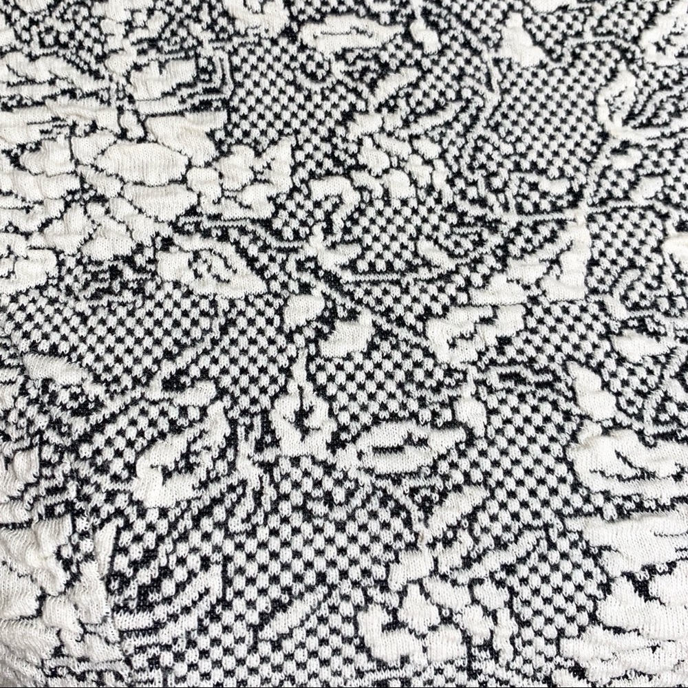 SOLD-Topshop Quilted Jacquard Floral Dress Cream - Picture 4 of 8